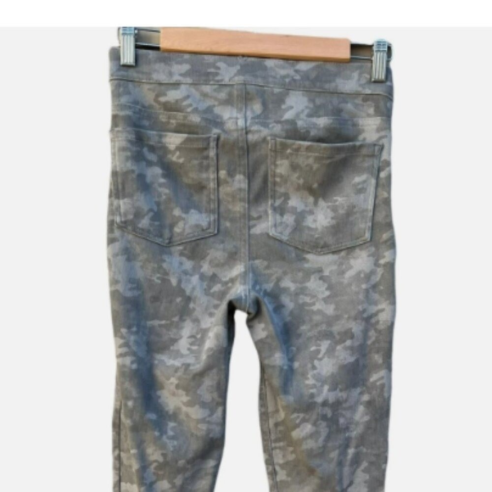 SPANX Gray/Green Camouflage‎ Leggings - Picture 3 of 7